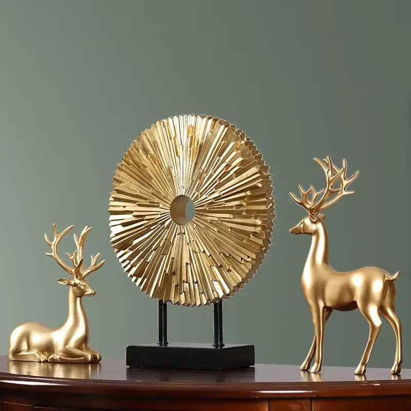 European Livingroom TV Cabinet Resin round Figurines Crafts Luxury Modern Gold Decoration for Home Furnishing Decoration